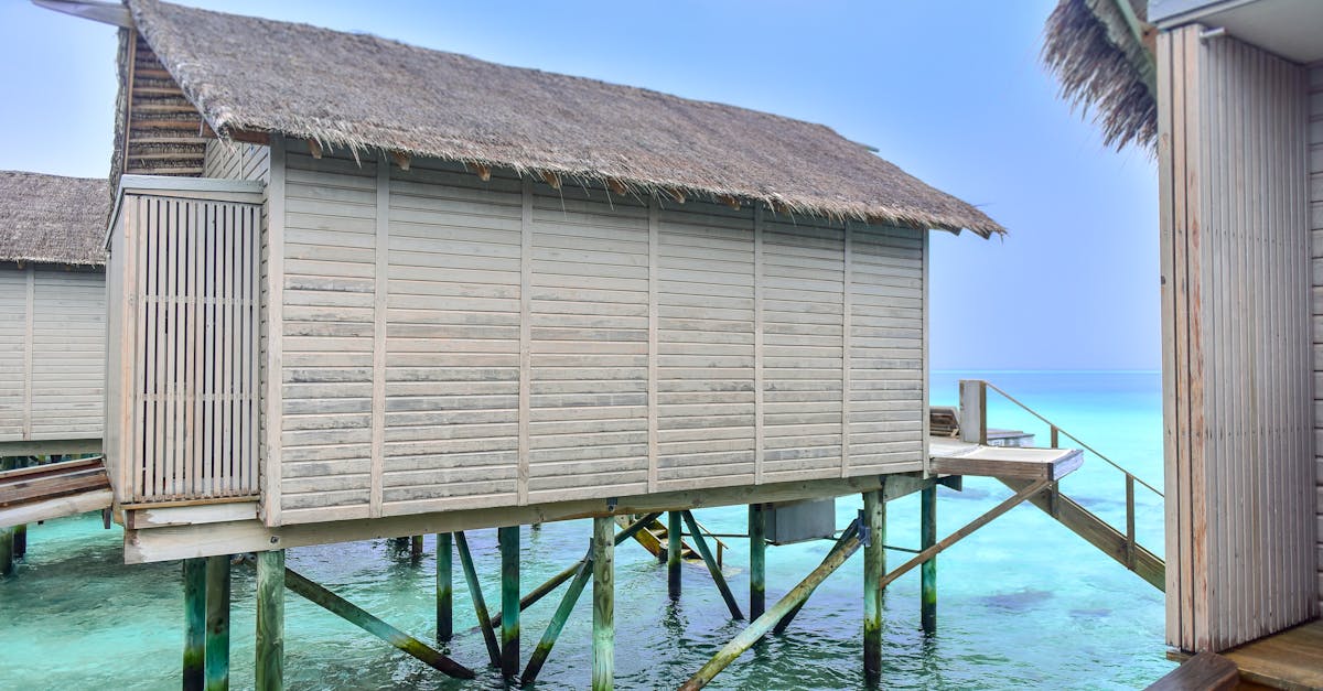 découvrez nos hébergements en bord de mer, idéalement situés pour profiter du soleil et des paysages marins. que vous cherchiez un hôtel, une villa ou un appartement, trouvez l'endroit parfait pour vos vacances à la plage.