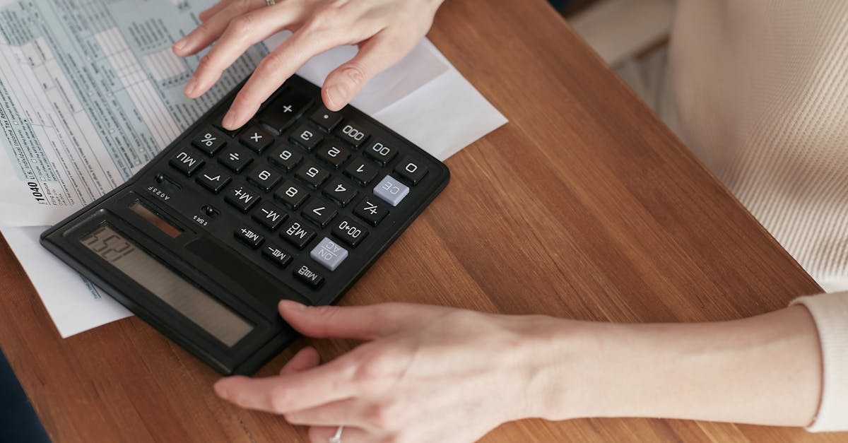 découvrez tout ce que vous devez savoir sur les taxes liées à la location de biens sur airbnb. informez-vous sur les obligations fiscales, les démarches à suivre et les conseils pour optimiser vos revenus tout en restant en conformité avec la législation.