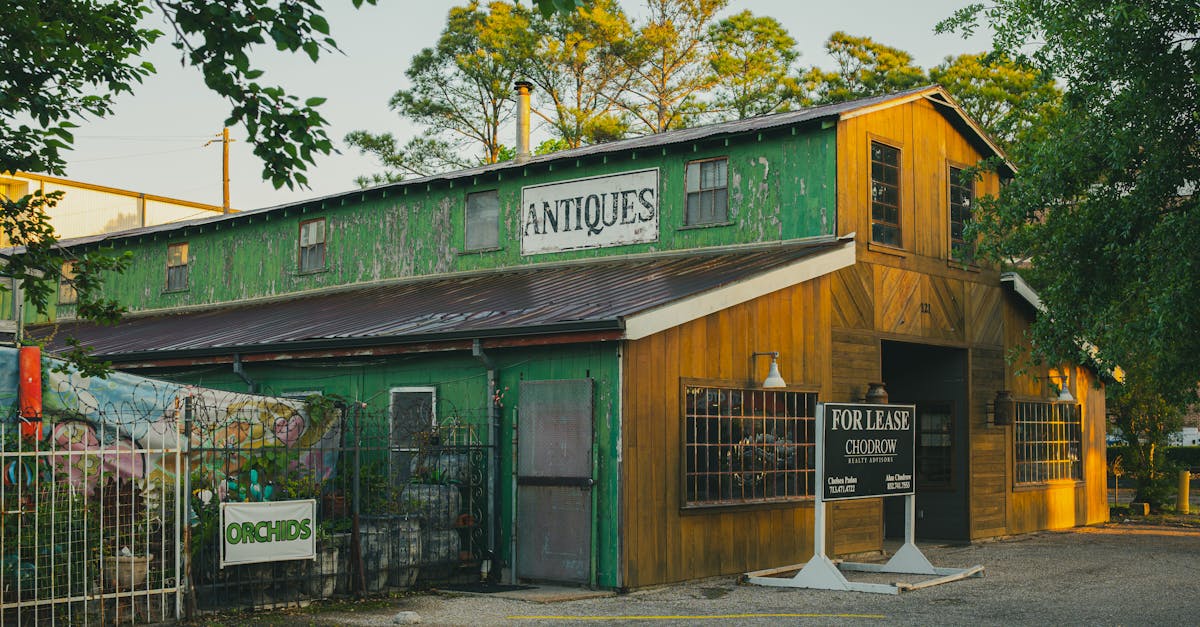 discover our selection of commercial spaces for rent. whether you’re looking for an office, store, or warehouse, we offer tailored solutions to meet your professional needs. enjoy our strategically located properties to grow your business.