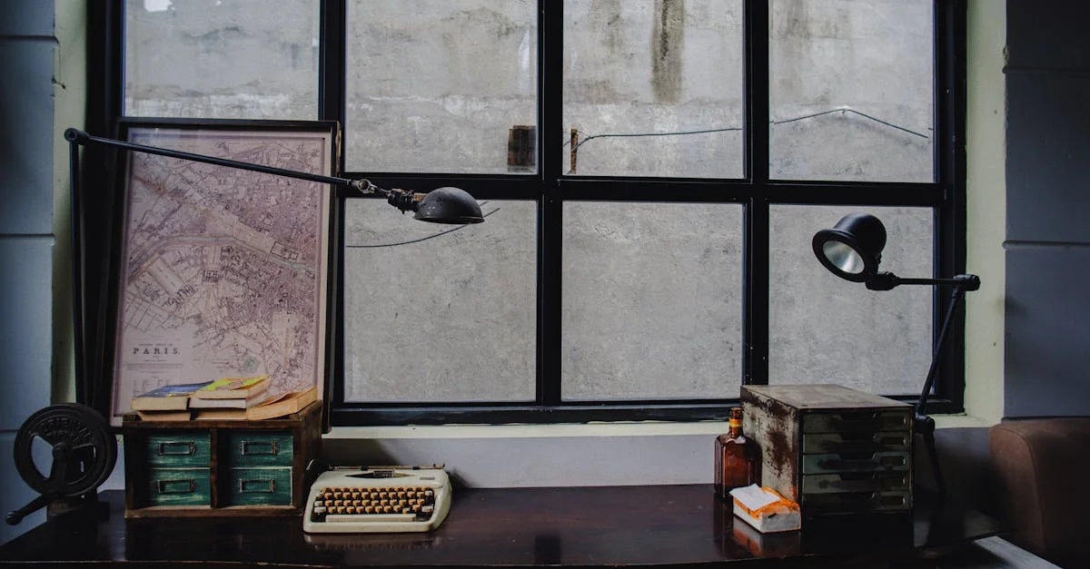 découvrez l'art de la rénovation de meubles avec notre service de refurbishment. transformez vos pièces anciennes en véritables œuvres d'art tout en préservant leur histoire. optez pour une solution durable et esthétique pour redonner vie à votre mobilier.