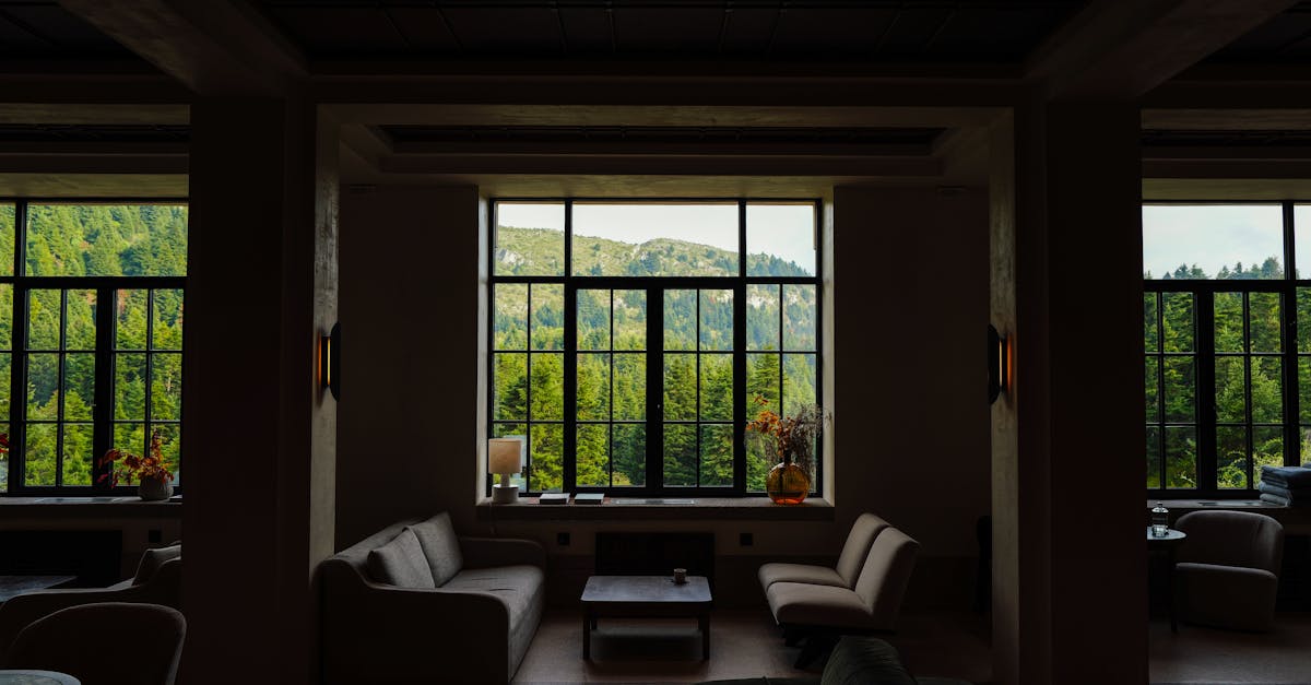 découvrez notre service de rénovation de meubles pour redonner vie à vos pièces préférées. transformez l'ancien en nouveau avec des finitions personnalisées et un savoir-faire artisanal exceptionnel. idéal pour ceux qui cherchent à allier style et durabilité dans leur intérieur.