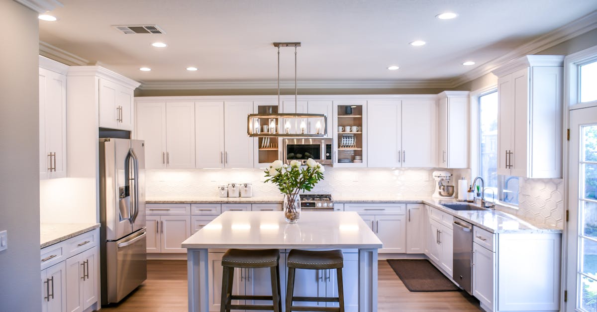 discover our apartment concierge service, offering personalized assistance to manage your daily concerns and enhance your living experience. benefit from our expertise for a stress-free daily life and custom solutions.