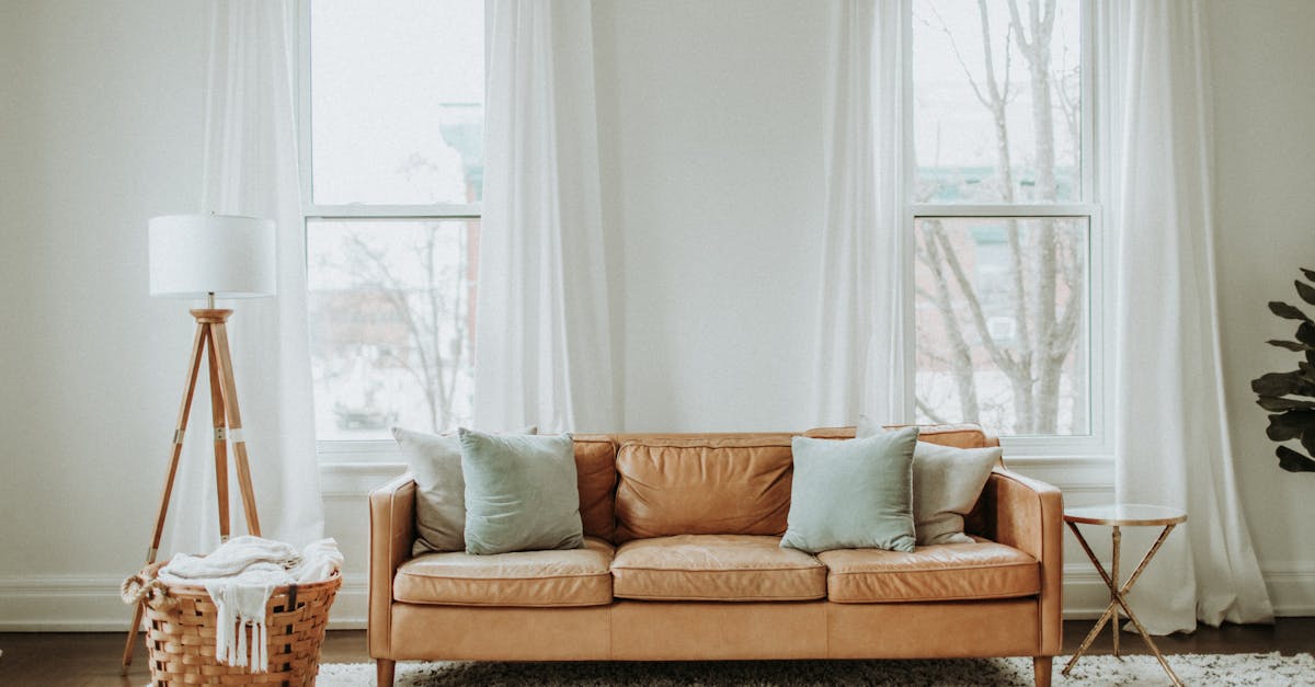 Discover our apartment concierge service, offering personalized assistance to make your daily life more enjoyable. Benefit from efficient property management, tailored services, and unmatched peace of mind.