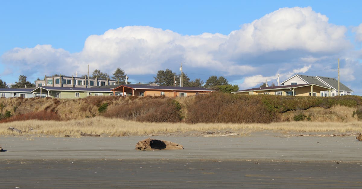 discover our ideal vacation rentals for unforgettable stays. choose from a varied selection of apartments, houses, and villas, all equipped for your comfort. enjoy beautiful landscapes and a warm atmosphere, whether for family vacations, friends, or romantic getaways.